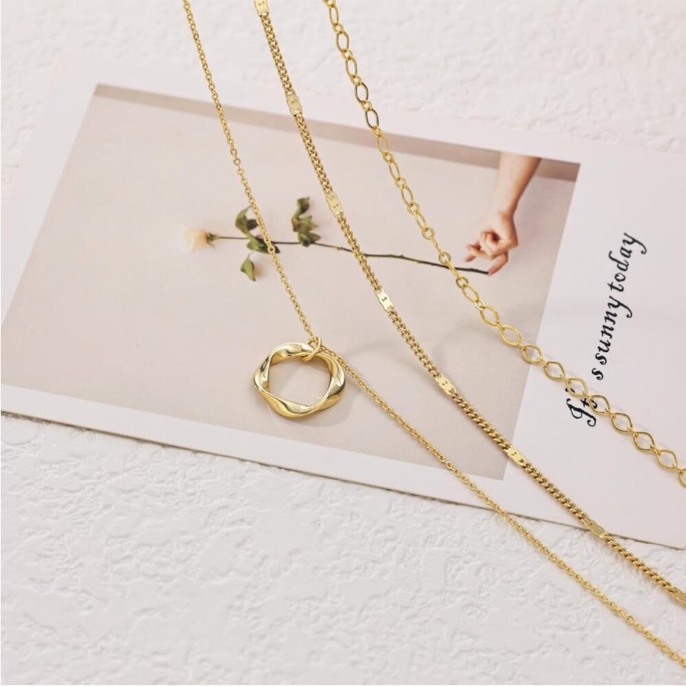 Layered Gold Necklaces for Women, Stackable Dainty *NEW* - Picture 7 of 7